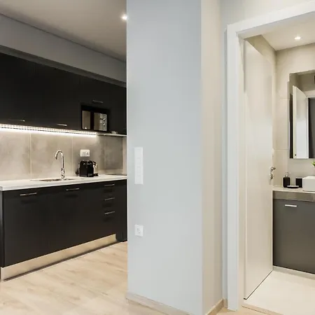 Wyz Aparthotel Pireus