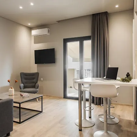 Wyz Aparthotel Pireus